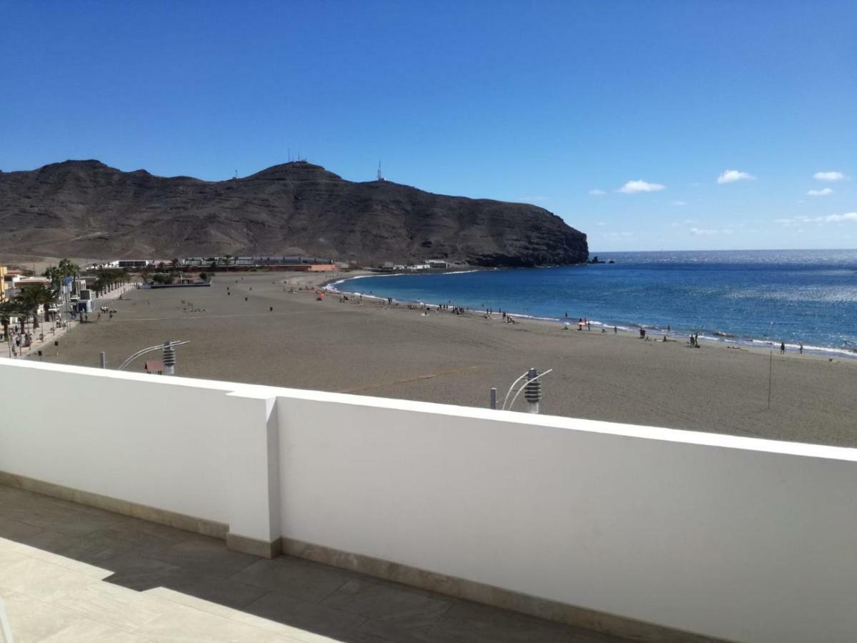 Atico En Primera Linea De Playa Gran Tarajal Kültér fotó